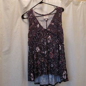 NWT Knox Rose tank